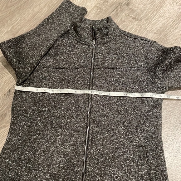 Banana Republic PETITES Long Jacket  with dual zipper and front pockets. - Picture 8 of 10